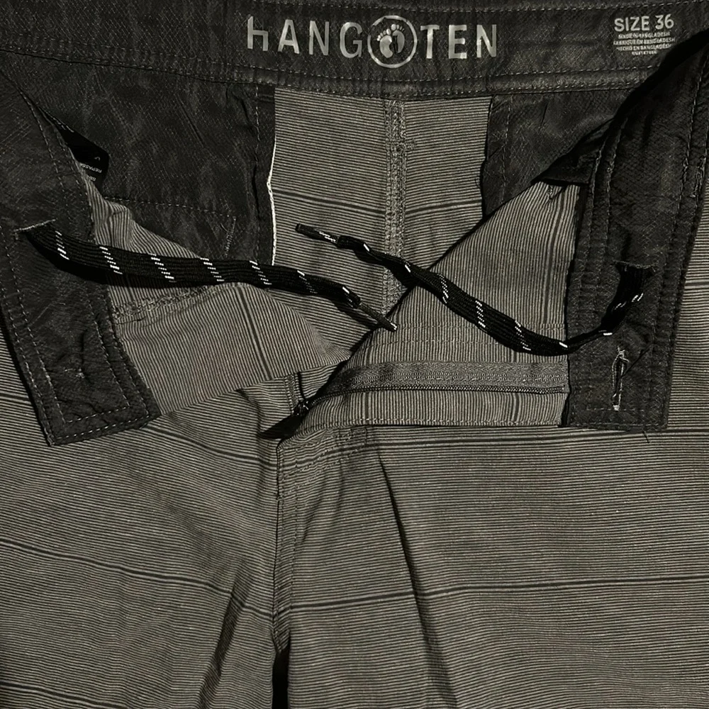Hang Ten shorts size 36